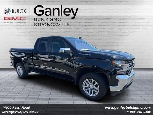 Used 2022 Chevrolet Silverado 1500 LT AWD/4WD image 1