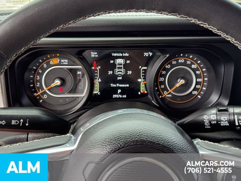Used 2025 Jeep Wrangler Unlimited Sahara AWD/4WD image 27