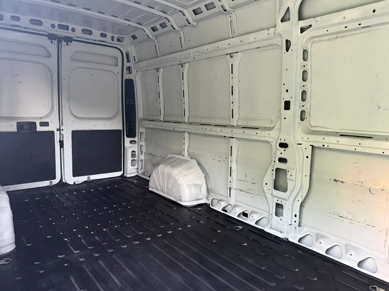 Used 2023 RAM ProMaster 3500 FWD image 18