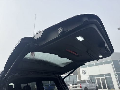 New 2025 Volkswagen ID. Buzz Pro S image 38