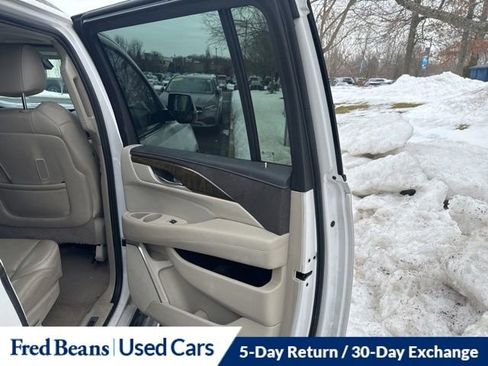 Used 2020 Cadillac Escalade ESV Luxury image 15