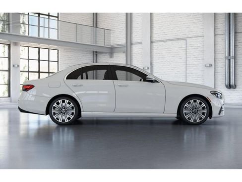 Certified 2023 Mercedes-Benz E 450 4MATIC Sedan image 17