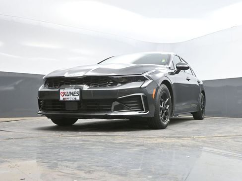 Used 2025 Kia K5 LXS FWD image 31