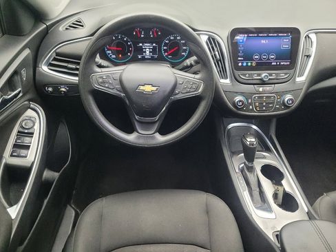 Used 2020 Chevrolet Malibu LT FWD image 22