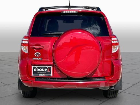 Used 2011 Toyota RAV4 Limited w/ Limited Extra Value Pkg FWD image 4