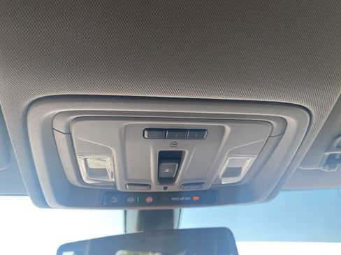 Used 2019 GMC Sierra 1500 SLT w/ SLT Premium Package image 24