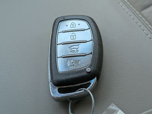Used 2019 Hyundai Tucson Value w/ Cargo Package FWD image 33