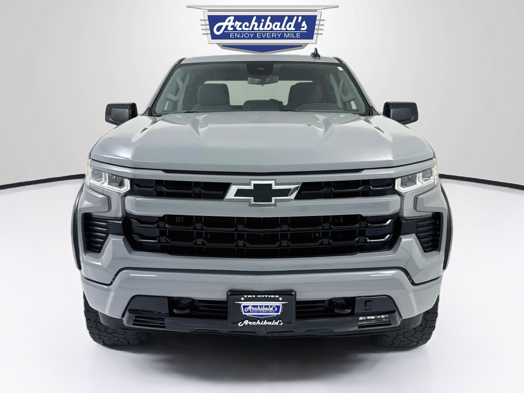 Used 2024 Chevrolet Silverado 1500 RST AWD/4WD image 2