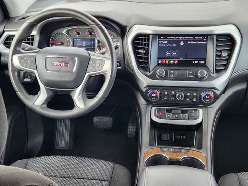 Used 2023 GMC Acadia SLE image 26