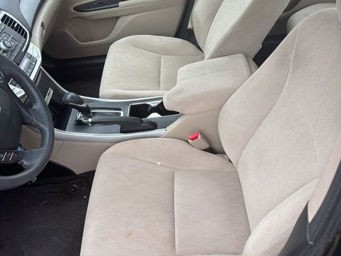 Used 2013 Honda Accord LX image 14