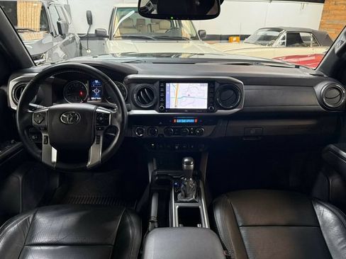 Used 2021 Toyota Tacoma Limited w/ Nightshade Package AWD/4WD image 16