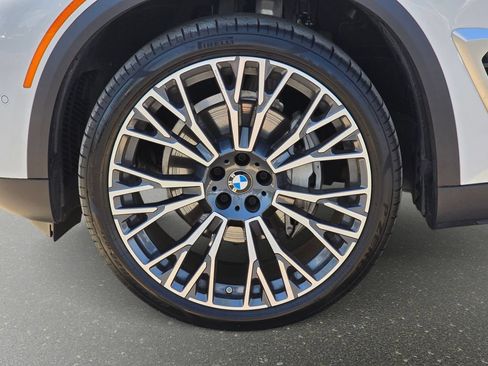 Used 2025 BMW X5 xDrive40i AWD/4WD image 39