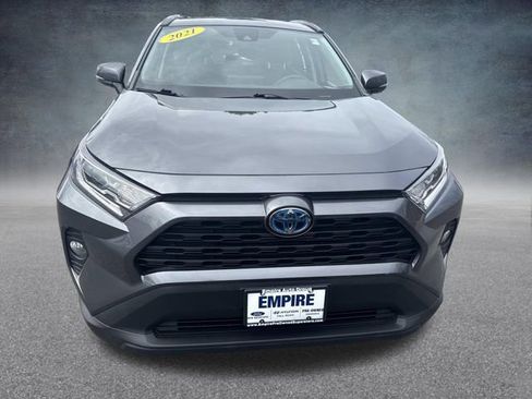 Used 2021 Toyota RAV4 XLE image 13