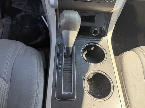 Used 2011 Chevrolet Traverse LS FWD image 22