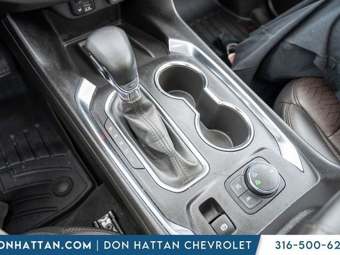 Used 2023 Chevrolet Traverse High Country image 12