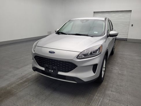 Used 2020 Ford Escape SE image 15
