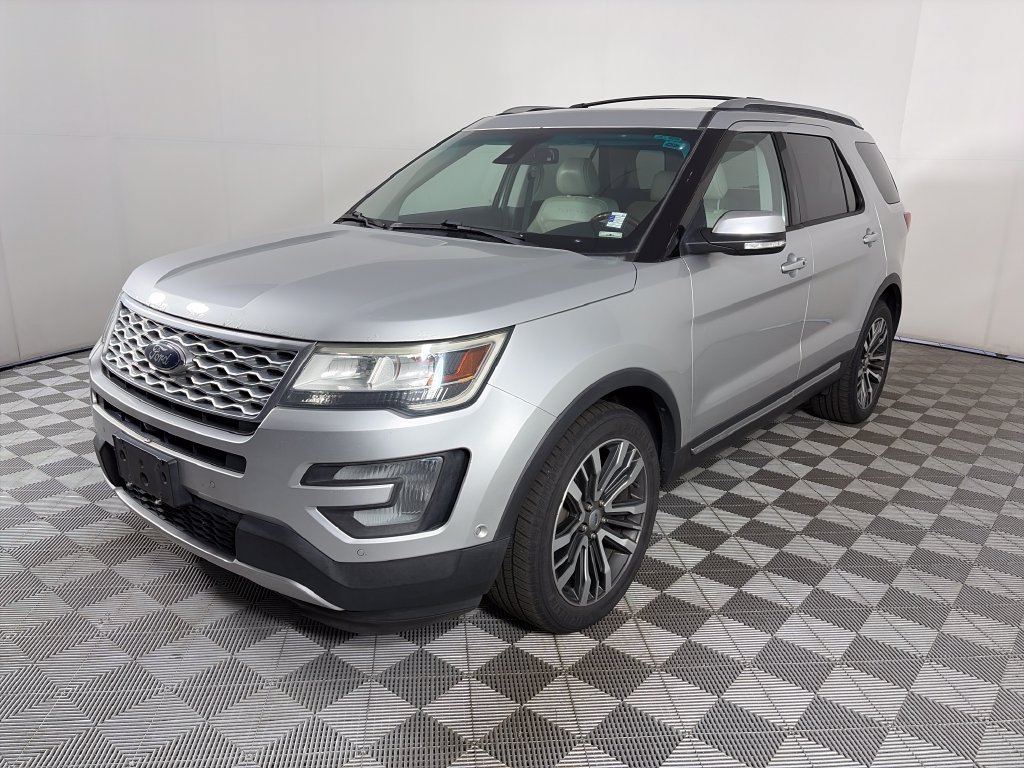 Used 2016 Ford Explorer Platinum AWD/4WD image 3