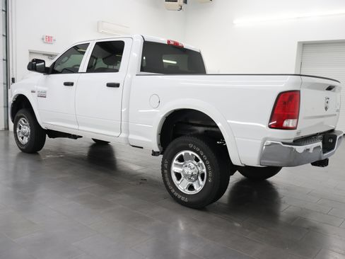 Used 2018 RAM 2500 Tradesman w/ Chrome Appearance Group AWD/4WD image 6