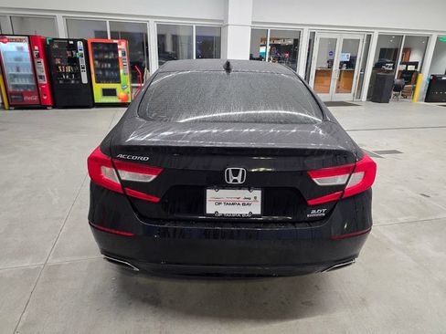 Used 2019 Honda Accord Touring image 5