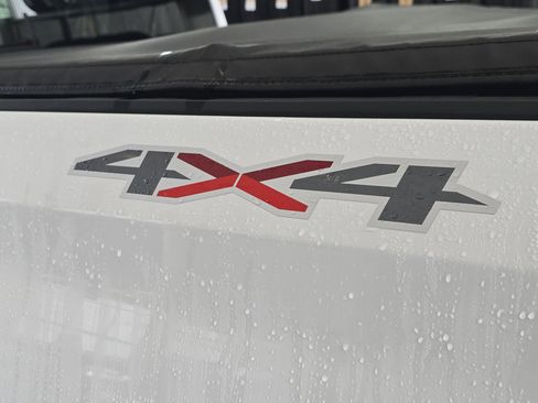 Used 2020 Chevrolet Silverado 1500 Custom w/ Custom Value Package image 15