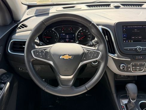 Used 2022 Chevrolet Equinox LT FWD image 13