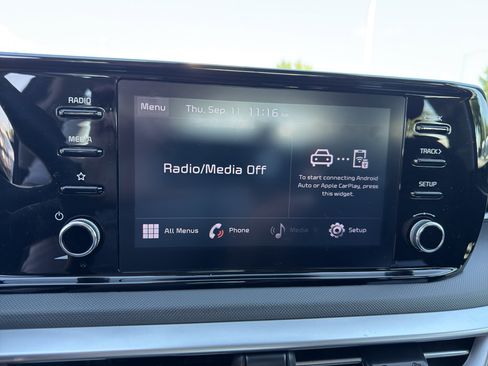 Used 2023 Kia K5 LXS image 18