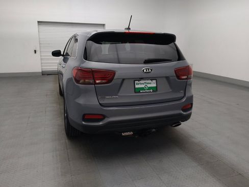 Used 2020 Kia Sorento AWD V6 image 6