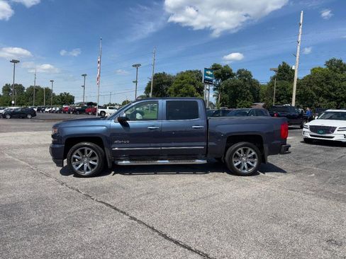 Used 2018 Chevrolet Silverado 1500 LTZ Z71 w/ Centennial Edition AWD/4WD image 2