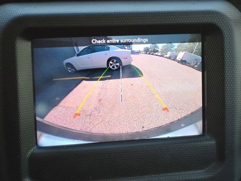 Used 2021 Jeep Wrangler Unlimited Sahara image 33