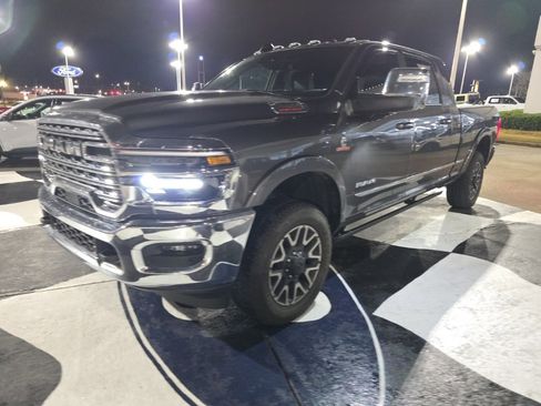Used 2025 RAM 2500 Limited image 3