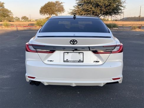 New 2026 Toyota Camry Hybrid image 6