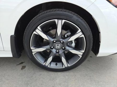 Certified 2025 Honda Civic Sport image 14