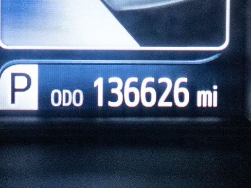 Used 2016 Toyota Camry XLE FWD image 17