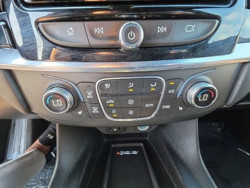 Used 2023 Chevrolet Traverse LT w/ LPO, Floor Liner Package AWD/4WD image 16