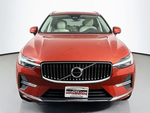 Used 2022 Volvo XC60 B5 Inscription w/ Advanced Package AWD/4WD image 2