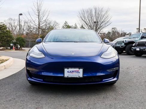 Used 2021 Tesla Model 3 Standard Range Plus image 2