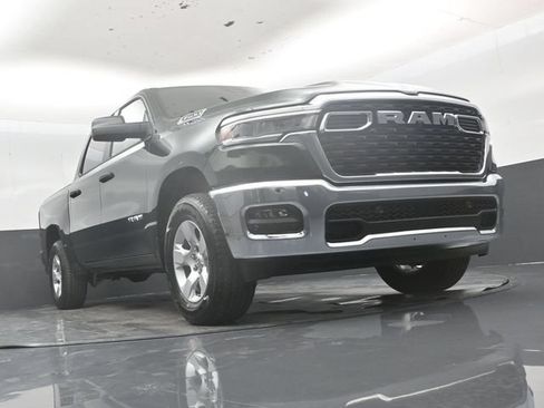 New 2026 RAM 1500 4x4 Crew Cab image 45