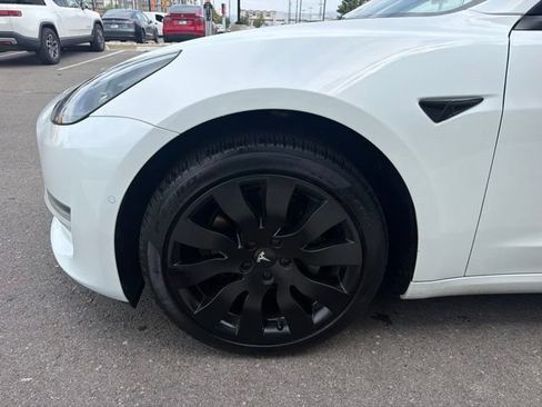 Used 2022 Tesla Model 3 Long Range AWD/4WD image 4