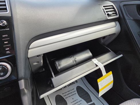 Used 2018 Subaru Forester 2.5i Premium w/ All-Weather Package AWD/4WD image 30