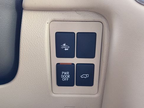 Used 2021 Lexus LX 570 4WD w/ Luxury Package image 15