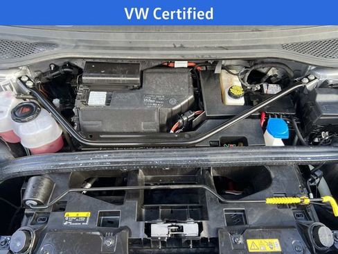 Used 2023 Volkswagen ID.4 Pro image 32