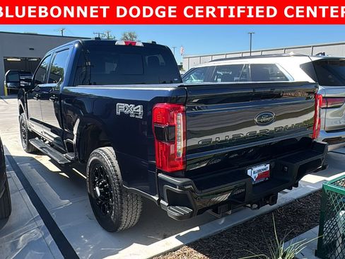 Used 2023 Ford F250 Lariat w/ Lariat Ultimate Package AWD/4WD image 6