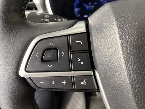 Used 2023 Toyota Highlander Platinum AWD/4WD image 19
