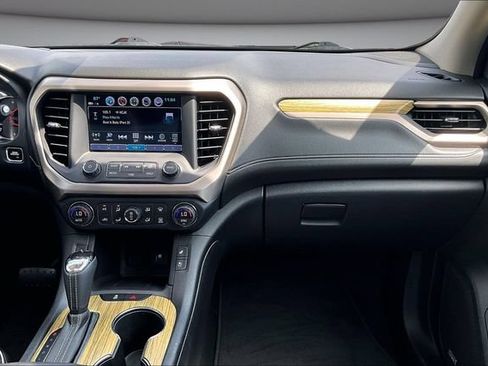 Used 2018 GMC Acadia Denali FWD image 9