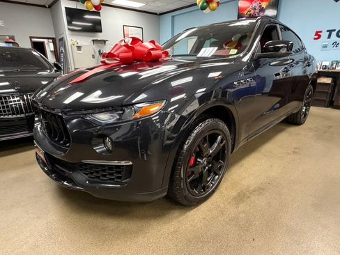 Used 2022 Maserati Levante GT image 6