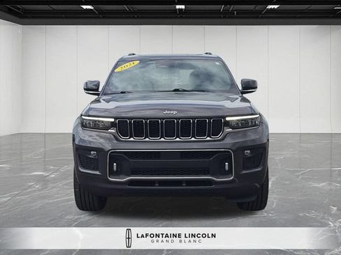 Used 2021 Jeep Grand Cherokee L Overland w/ Luxury Tech Group IV AWD/4WD image 8