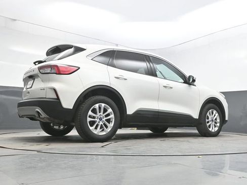 Used 2021 Ford Escape SE w/ Cold Weather Package AWD/4WD image 38