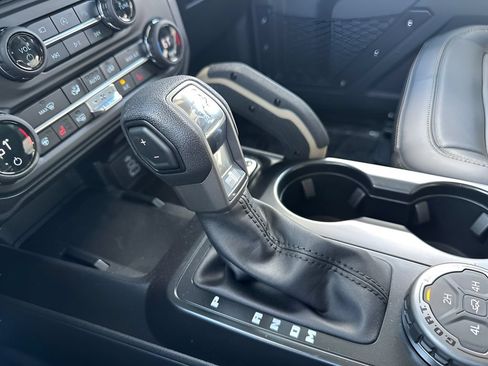 New 2026 Ford Bronco Badlands AWD/4WD image 12
