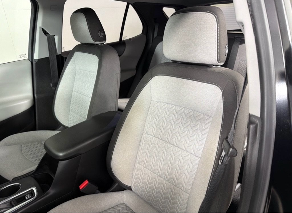Used 2022 Chevrolet Equinox LS AWD/4WD image 13