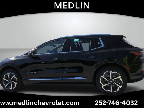 Used 2025 Chevrolet Equinox EV LT FWD image 6